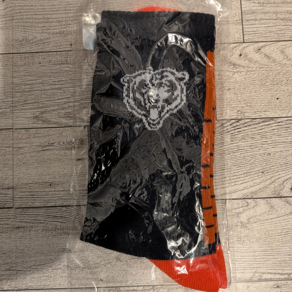 Chicago Bears Socks - Picture 2 of 3
